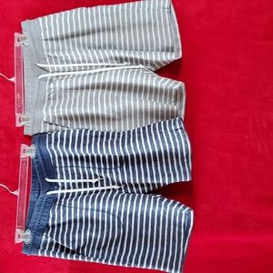 2 piece of 21 Men Shorts.